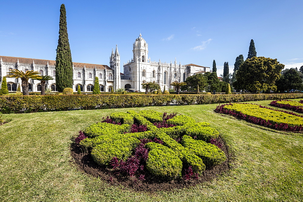 Jeronimos Monastery with late Gothic architecture, UNESCO World Heritage Site, surrounded by gardens, Santa Maria de Belem, Lisbon, Portugal, Europe