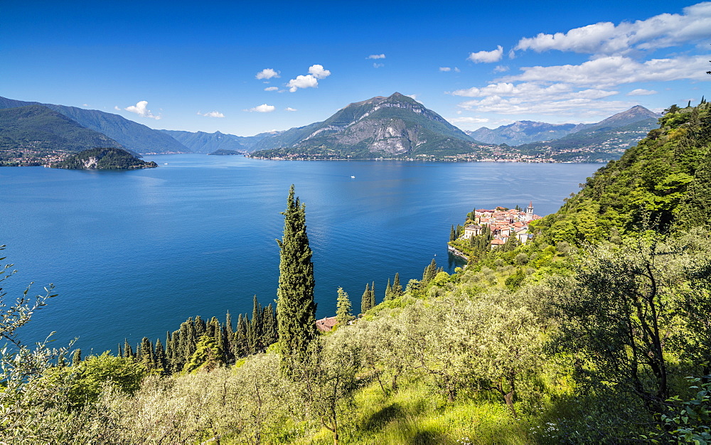 View of the typical village of Varenna and Lake Como surrounded by mountains, Italian Lakes, Province of Lecco, Lombardy, Italy, Europe