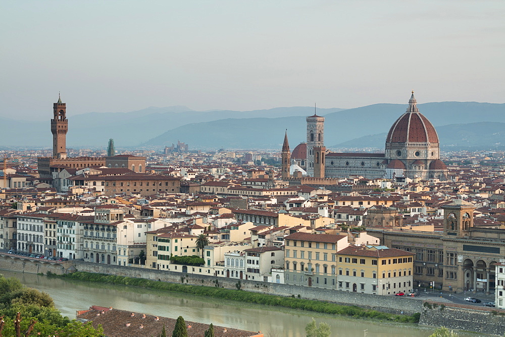 View of the Duomo with Brunelleschi Dome and Palazzo Vecchio from Piazzale Michelangelo, Florence, UNESCO World Heritage Site, Tuscany, Italy, Europe