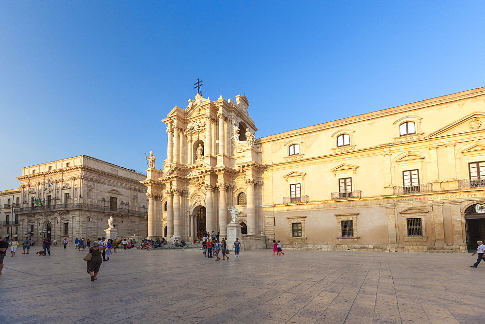 The ancient baroque facade of Cattedrale di San Nicola di Mira, Noto, UNESCO World Heritage Site, Province of Syracuse, Sicily, Italy, Europe