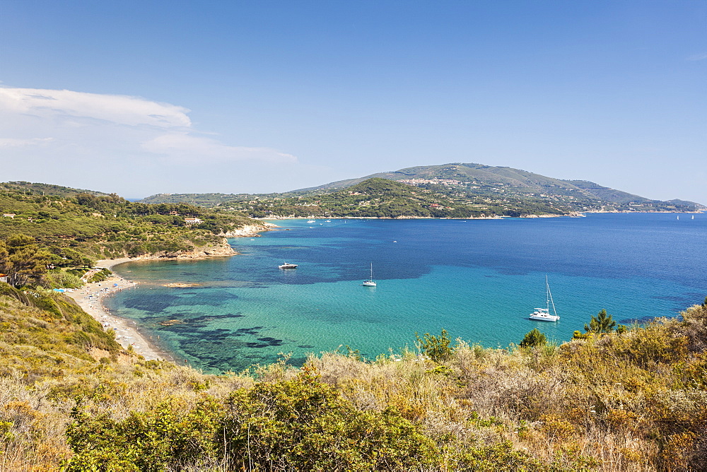 Overview of sand beach and turquoise sea, Sant'Andrea Beach, Marciana, Elba Island, Livorno Province, Tuscany, Italy, Europe