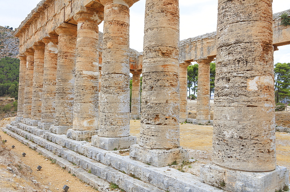 Columns of Temple of Segesta, Calatafimi, province of Trapani, Sicily, Italy, Europe