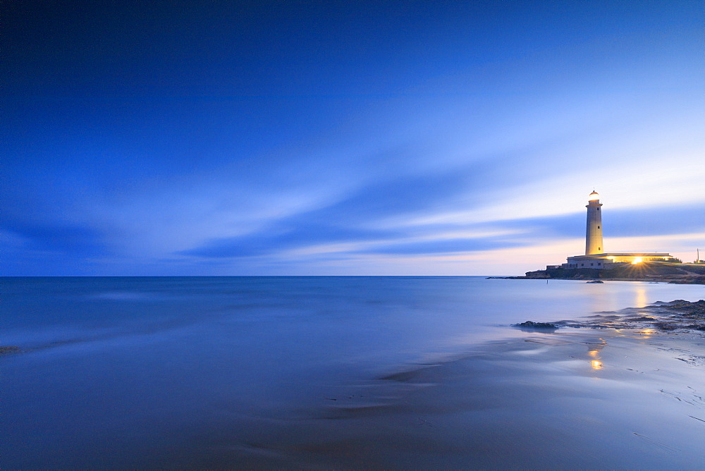 Lighthouse at dusk, Capo Granitola, Campobello di Mazara, province of Trapani, Sicily, Italy, Mediterranean, Europe