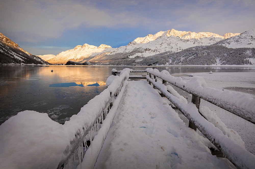 Walkway covered with snow, Lake Sils, Plaun da Lej, Maloja Region, Canton of Graubunden, Engadine, Switzerland, Europe