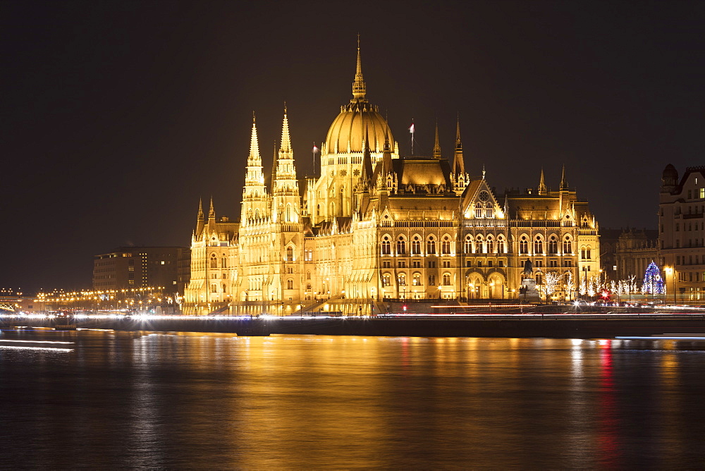 Parliament Building and River Danube at night, Budapest, Hungary, Europe