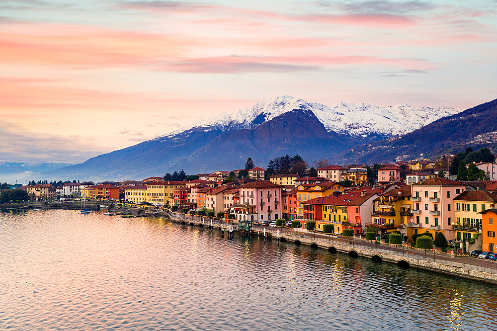 Colorful houses of Gravedona and mountains at dawn, Lake Como, province of Como, Lombardy, Italian Lakes, Italy, Europe