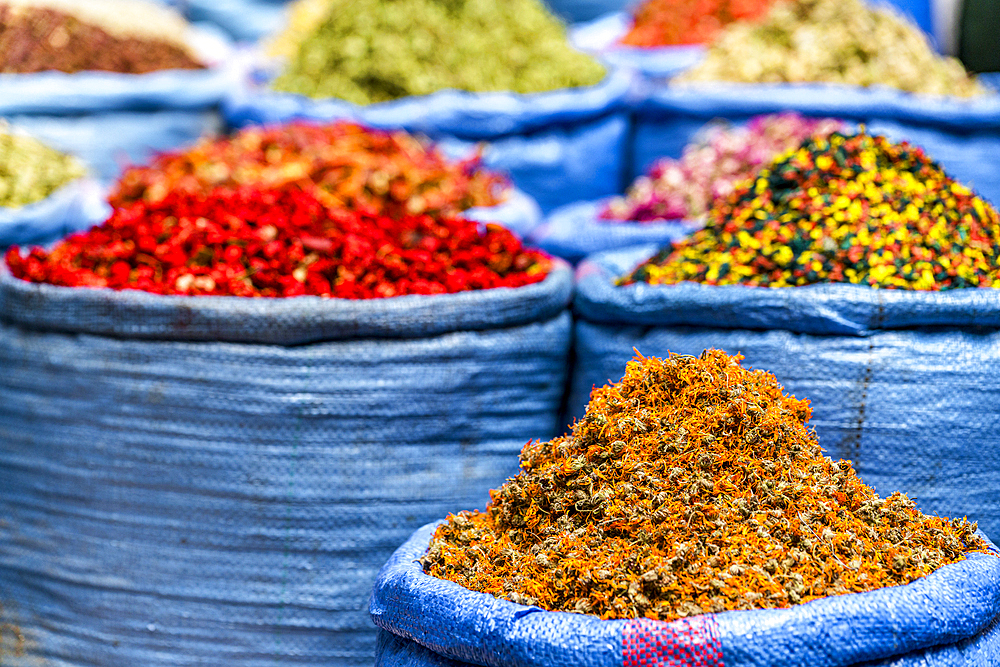 Spices and herbs for sale in Marrakech souk, Morocco, North Africa, Africa