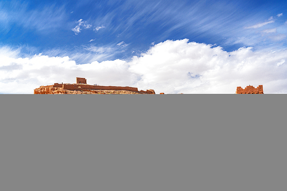 Ancient buildings in the ksar of Ait Ben Haddou, UNESCO World Heritage Site, Ouarzazate province, Morocco, North Africa, Africa