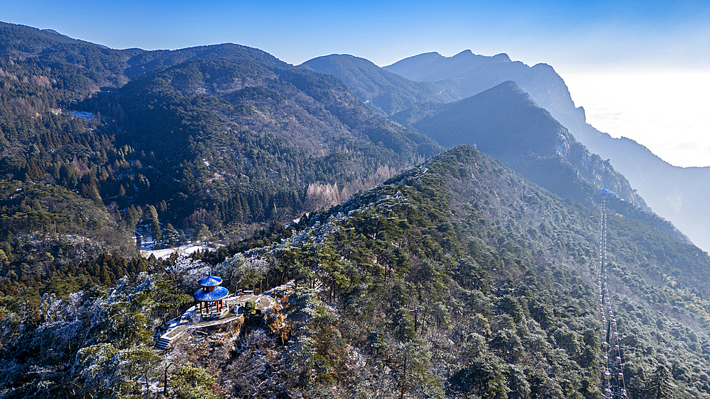 Aerial of Hanpo Pass, Mount Lu (Lushan), UNESCO World Heritage Site, Jiujiang, Jiangxi, China, Asia