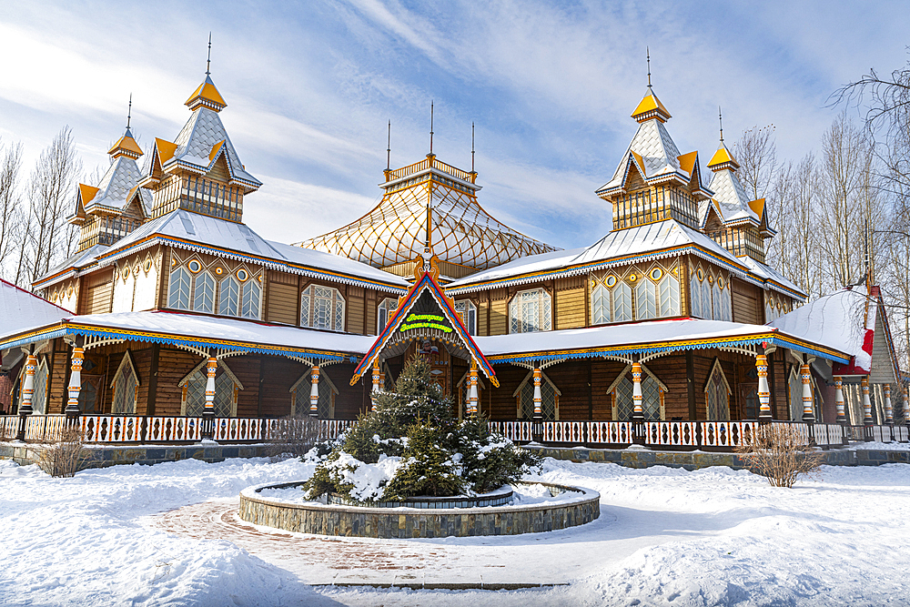 Old Russian mansion, Volga Manor, Harbin, Heilongjiang, China, Asia