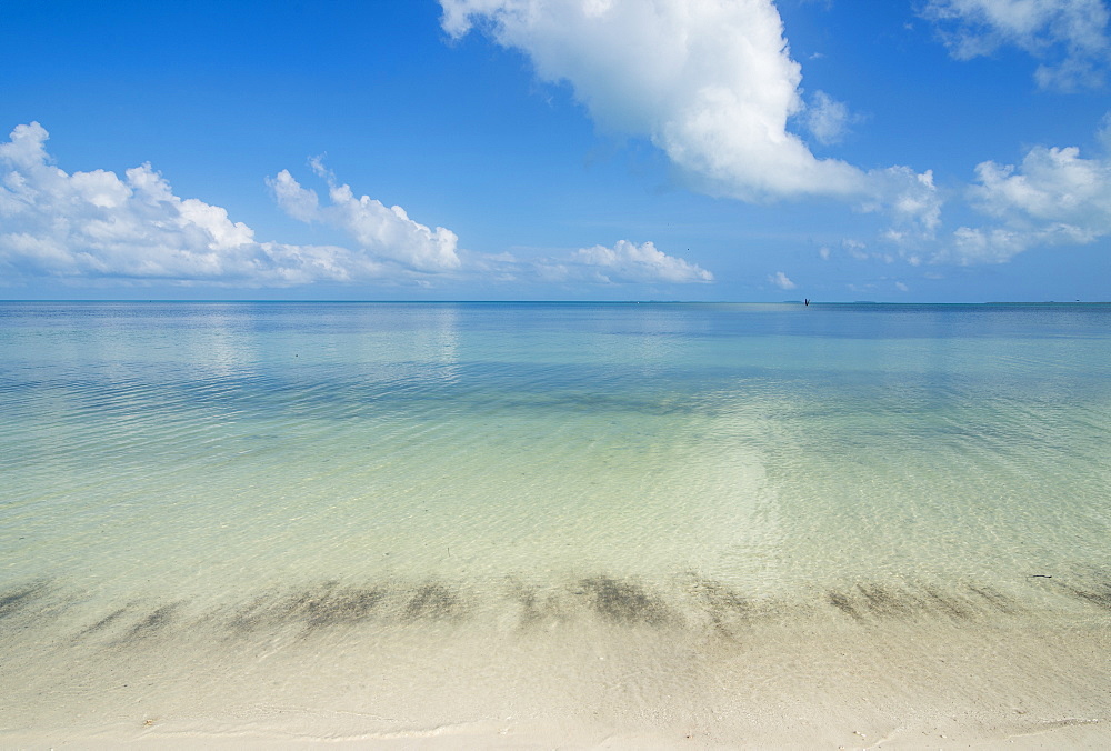 Turquoise waters and white sand beach, Ouvea, Loyalty Islands, New Caledonia, Pacific