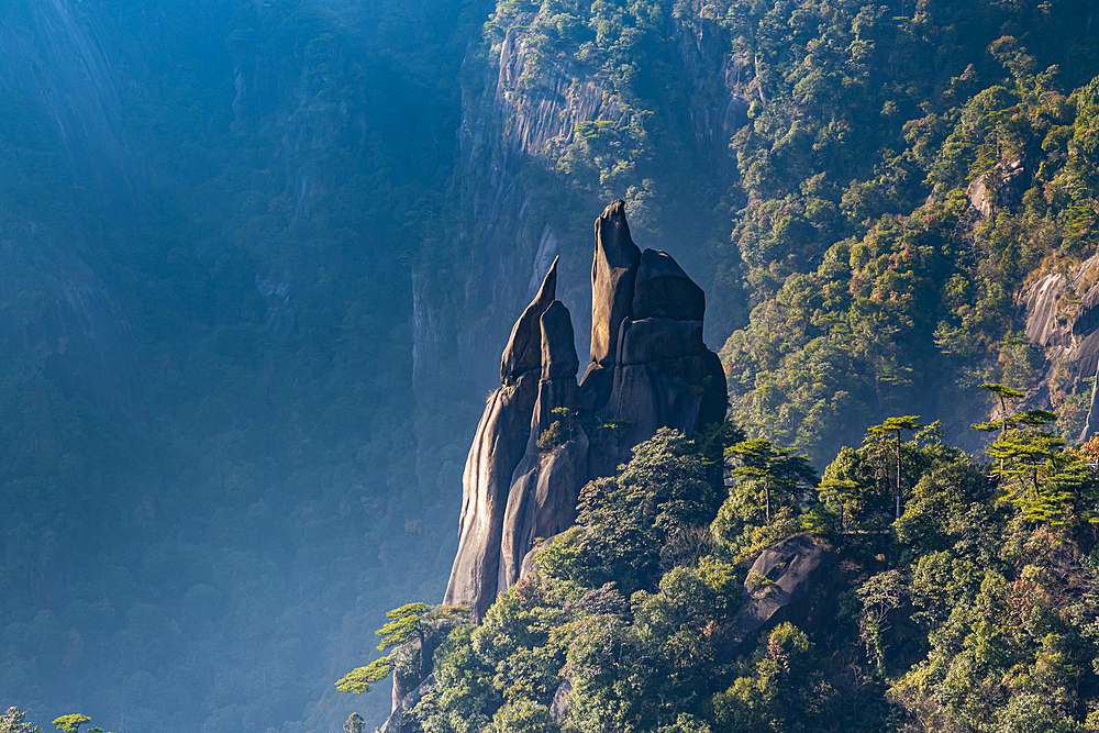 Giant granite pillar, The Taoist Sanqing Mountain, UNESCO World Heritage Site, Jiangxi, China, Asia