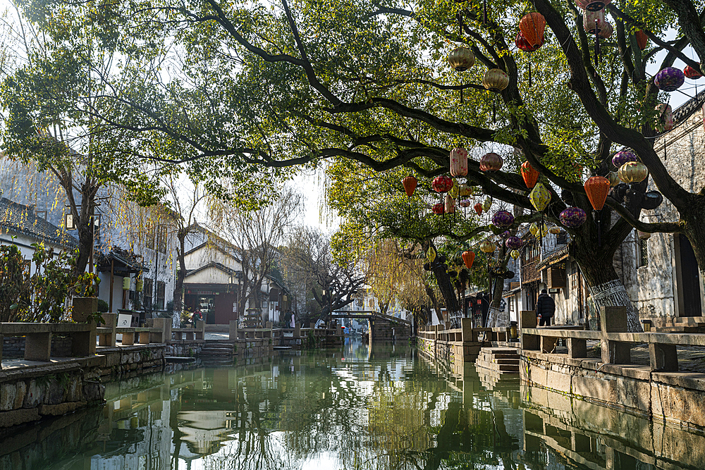 Water channel, Zhouzhuang water town, Jiangsu, China, Asia