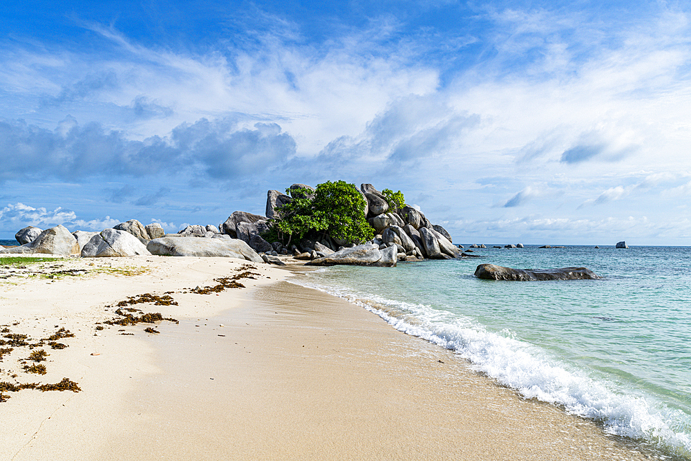 Lengkuas Island, Belitung island off the coast of Sumatra, Indonesia, Southeast Asia, Asia