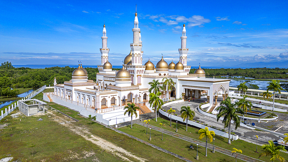 Aerial of Sultan Hassanal Bolkiah Masjid, Cotabato City, Bangsamoro Autonomous Region in Muslim Mindanao, Philippines, Southeast Asia, Asia