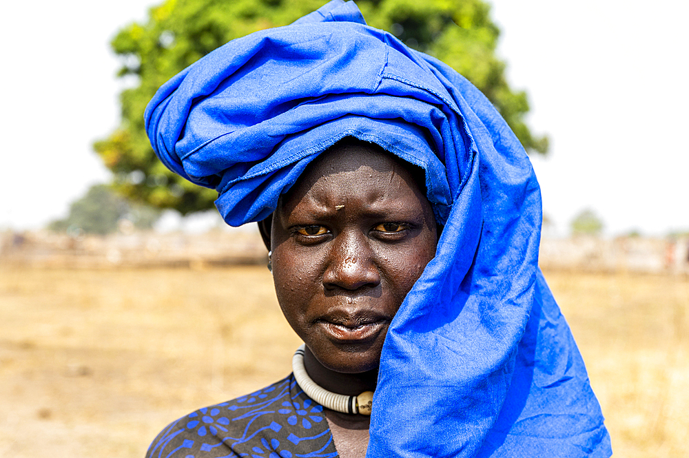 Mundari woman, Mundari tribe, South Sudan, Africa