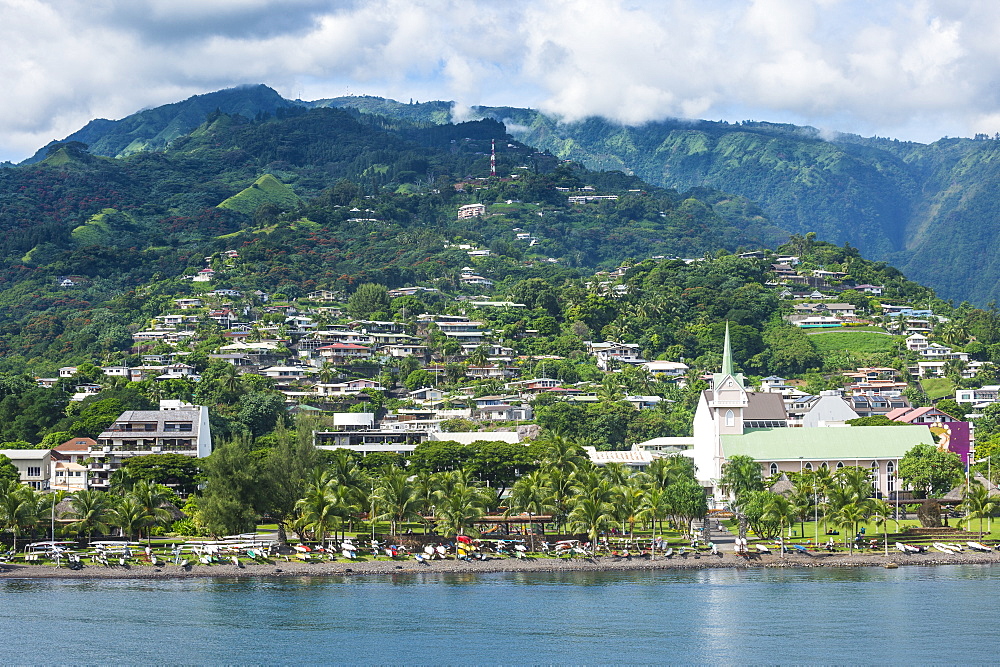 Dramatic mountains looming behind Papeete, Tahiti, Society Islands, French Polynesia, Pacific