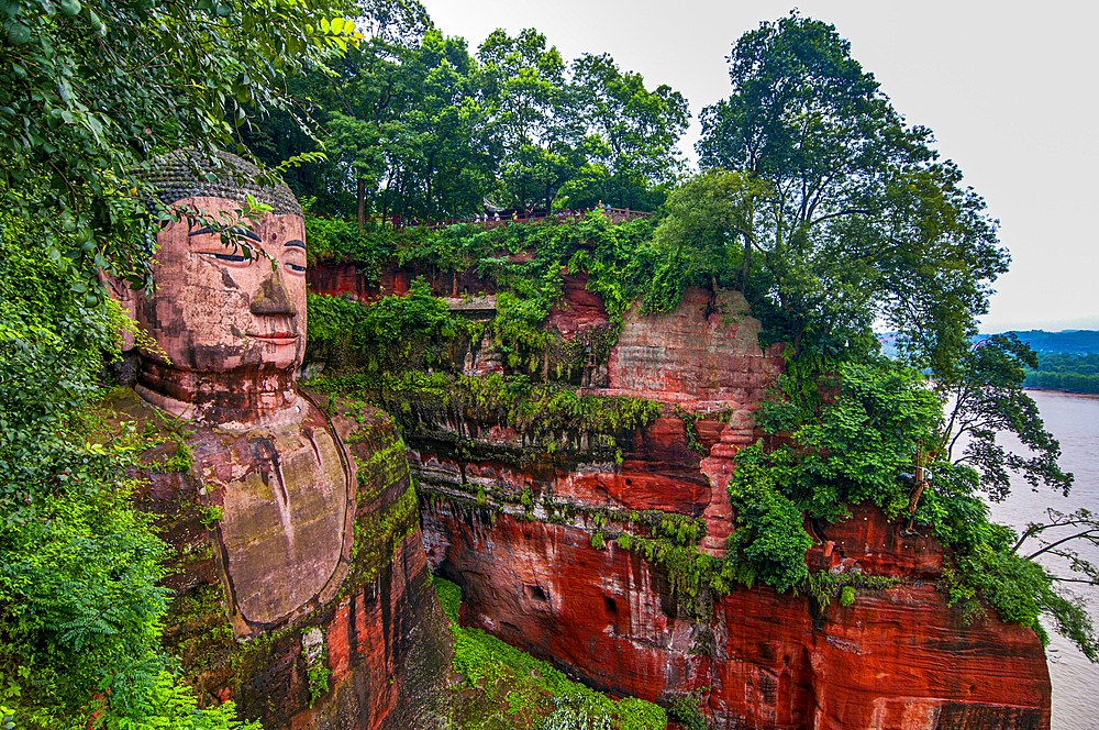 Leshan Giant Buddha, the largest stone Buddha on earth, Mount Emei Scenic Area, UNESCO World Heritage Site, Leshan, Sichuan, China, Asia