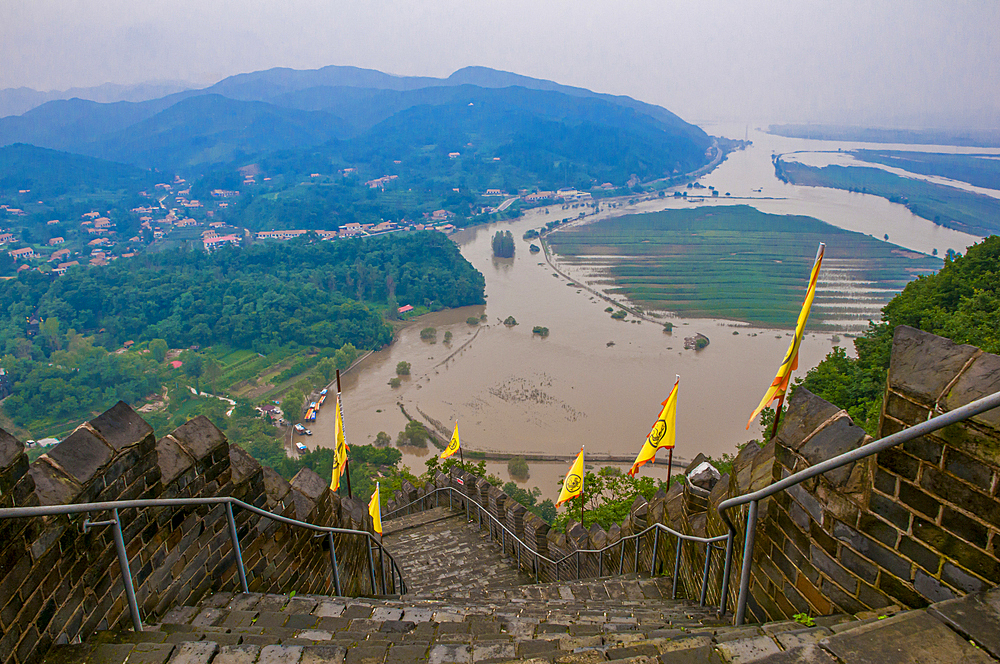 The Tiger Mountain Great Wall, UNESCO World Heritage Site, at Dandong, Liaoning, China, Asia