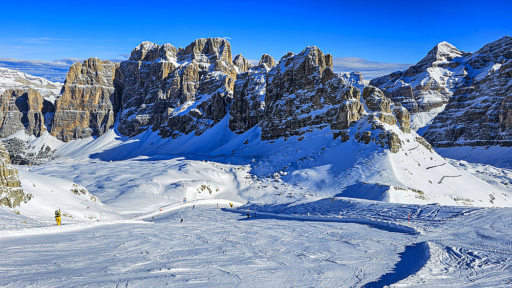 Mount Lagazuoi, Ampezzo Dolomites Natural Park, UNESCO World Heritage Site, Veneto, Dolomites, Italy, Europe