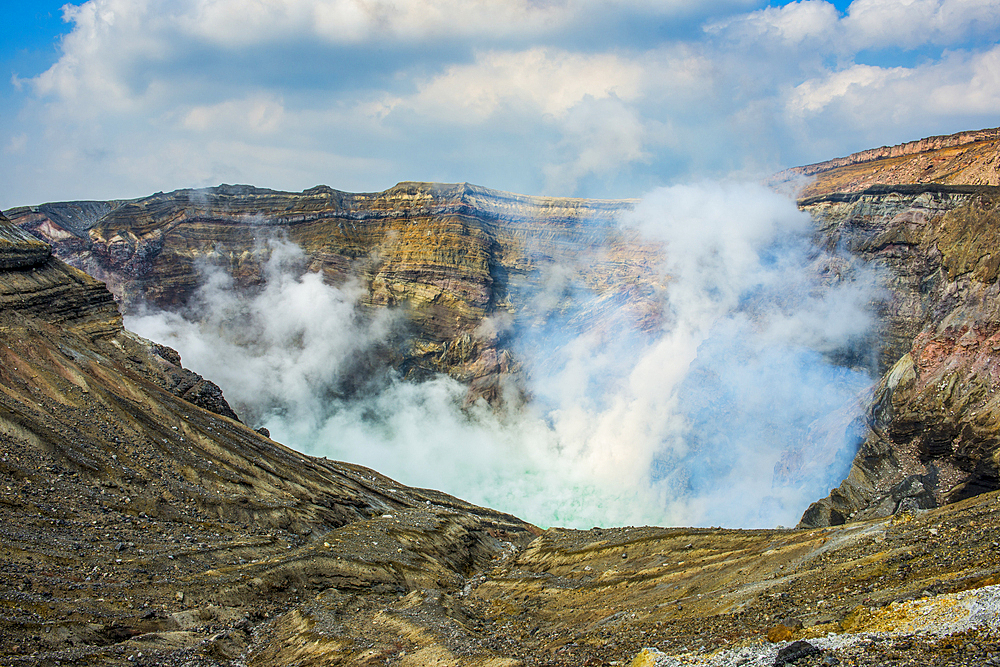 Mount Naka active crater lake, Mount Aso, Kyushu, Japan, Asia