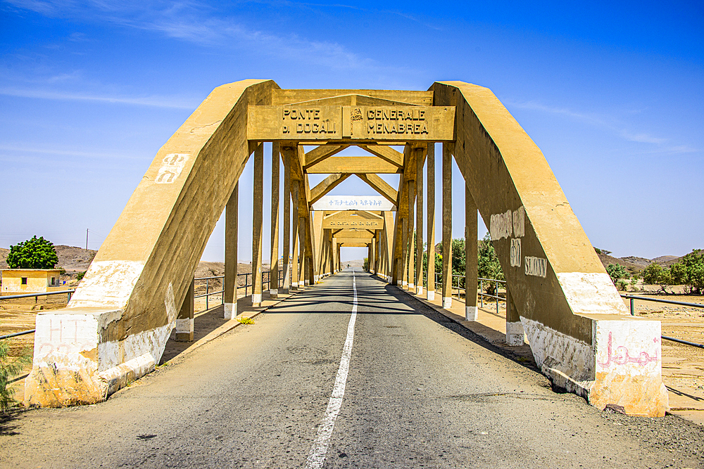 Important river bridge along the road from Massawa to Asmara, Eritrea, Africa