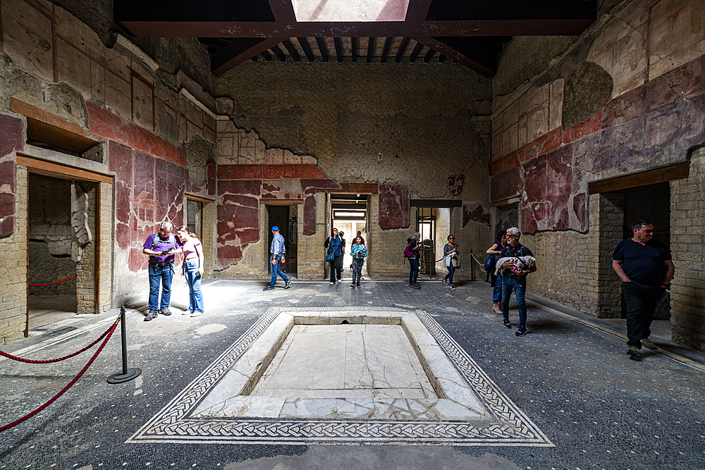 Roman town of Herculaneum, UNESCO World Heritage Site, Campania, Italy, Europe