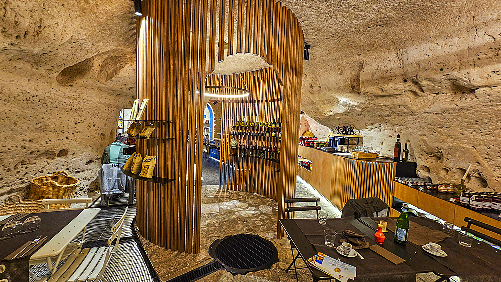 Cave hotel in Sassi di Matera, Basilicata, Italy, Europe