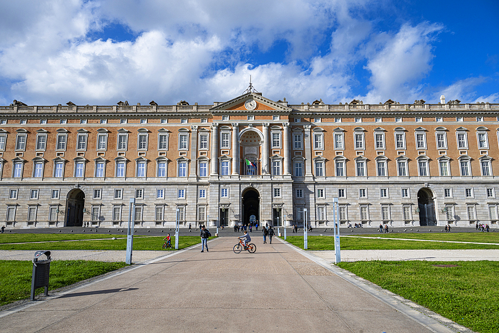 Reggia di Caserta (Royal Palace of Caserta), UNESCO World Heritage Site, Campania, Italy, Europe