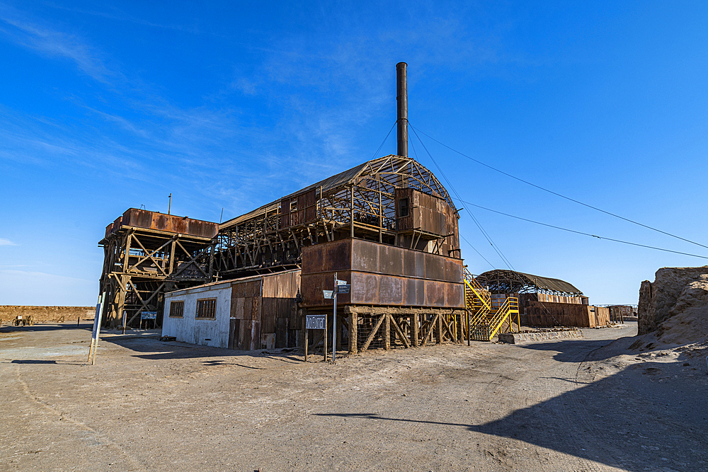 Santa Laura Salpeter mine, UNESCO World Heritage Site, Atacama desert, Chile, South America