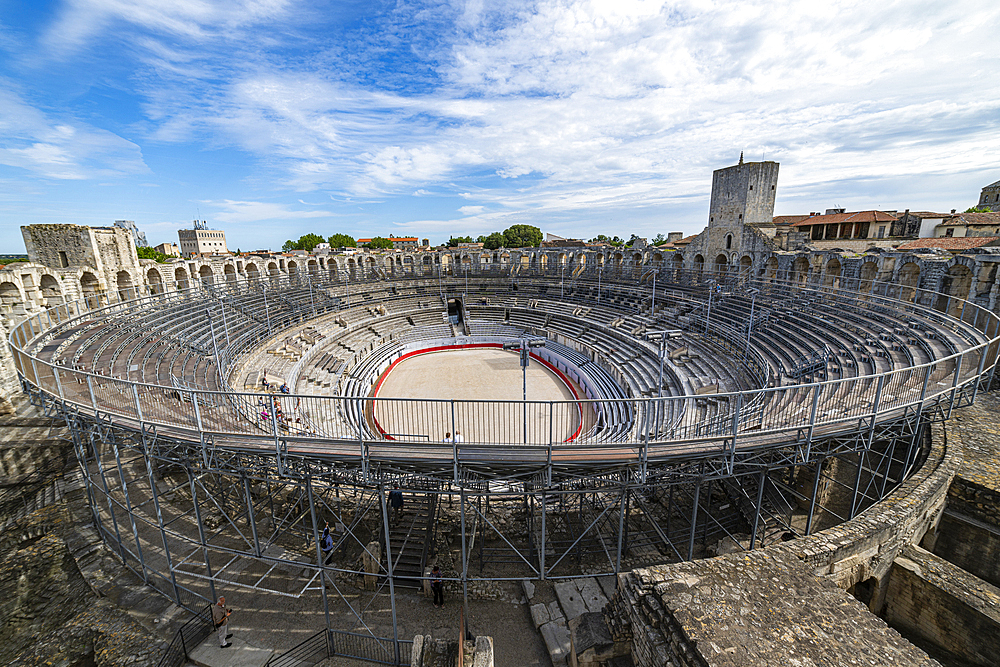 The Roman Amphitheatre, Arles, UNESCO World Heritage Site, Bouches du Rhone, Provence-Alpes-Cote d'Azur, France, Europe