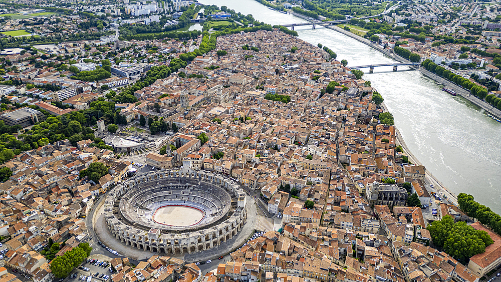 Aerial of the city with the Roman Amphitheatre, UNESCO World Heritage Site, Arles, Bouches du Rhone, Provence-Alpes-Cote d'Azur, France, Europe