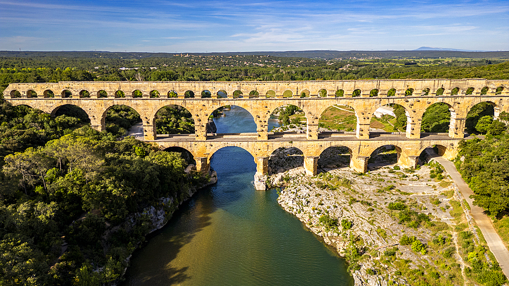 The Pont du Gard, a Roman aqueduct, UNESCO World Heritage Site, Vers-Pont-du-Guard, Occitanie, France, Europe