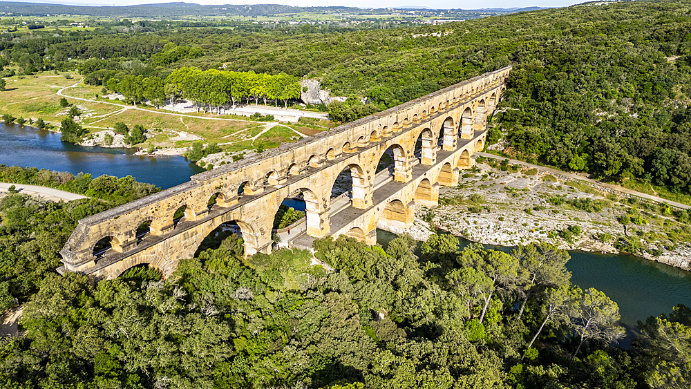 The Pont du Gard, a Roman aqueduct, UNESCO World Heritage Site, Vers-Pont-du-Guard, Occitanie, France, Europe