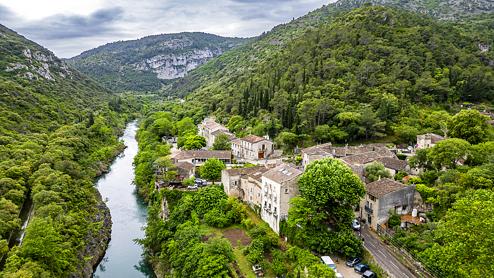 Saint-Guilhem-le-Desert, UNESCO World Heritage Site, Camino de Santiago, Herault, Occitanie, France, Europe