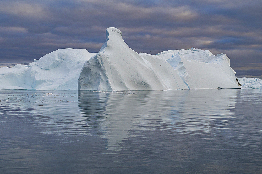 Floating icebergs, Ilulissat Icefjord, UNESCO World Heritage Site, Western Greenland, Denmark, Polar Regions