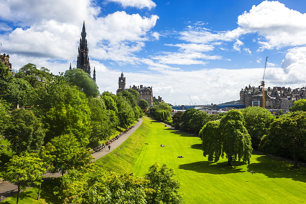 View over Princes Street Gardens, Edinburgh, Scotland, United Kingdom, Europe