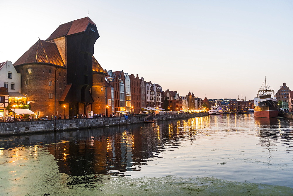 Hanseatic League houses on the Motlawa River at sunset, Gdansk, Poland, Europe