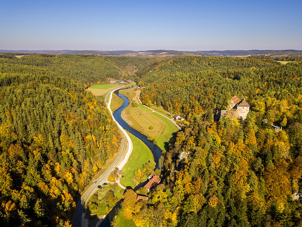 Rabenstein Castle in the Ahorn valley in autumn, Franconian Switzerland, Bavaria, Germany, Europe