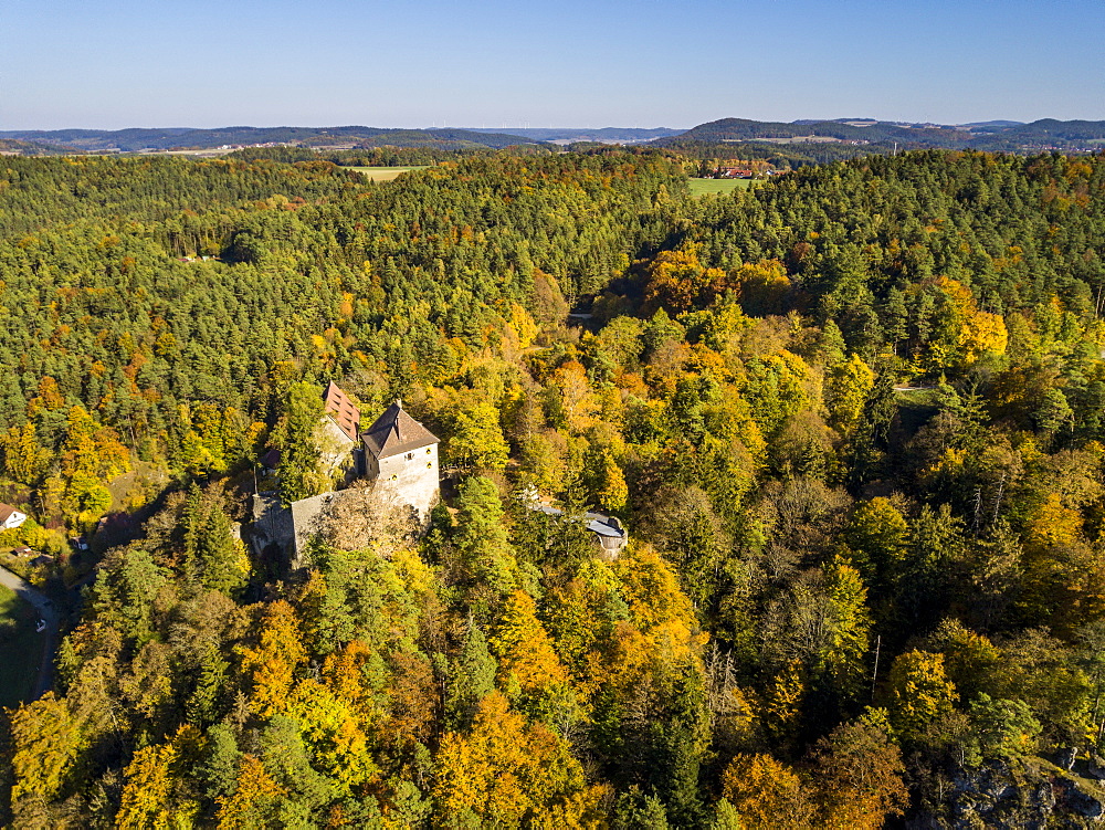 Rabenstein Castle in the Ahorn valley in autumn, Franconian Switzerland, Bavaria, Germany, Europe