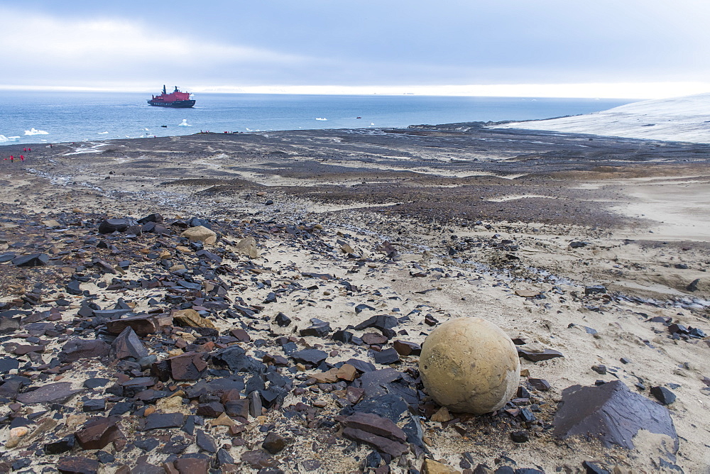 Giant stone sphere, Champ Island, Franz Josef Land archipelago, Arkhangelsk Oblast, Arctic, Russia, Europe