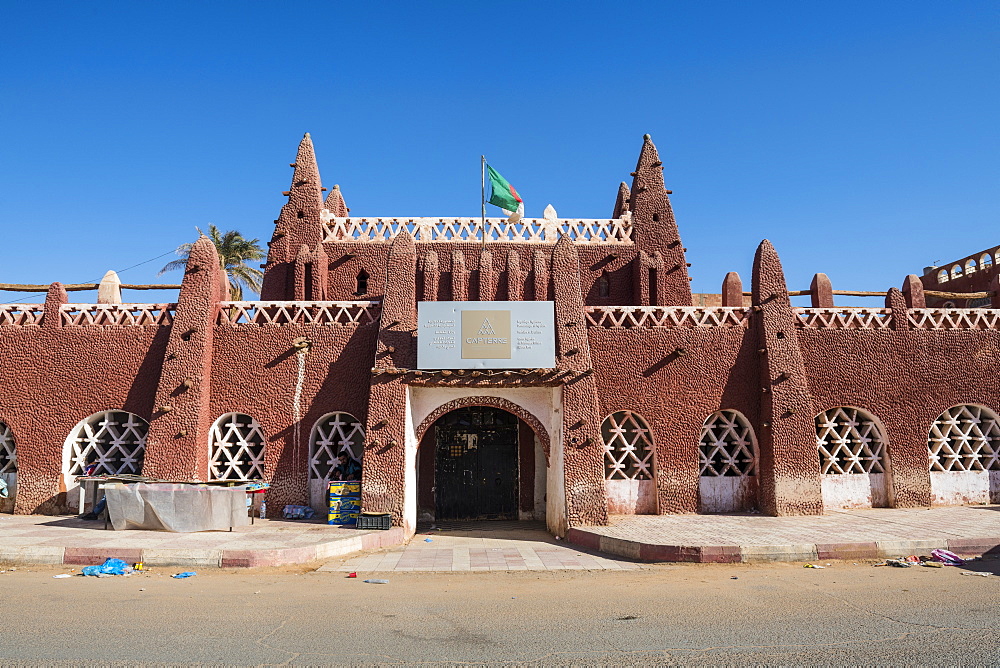 Red architecture in the center of Timimoun, western Algeria, North Africa, Africa