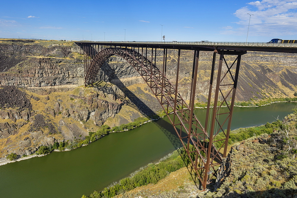 Bridge crossing Snake River at Twin Falls, Idaho, United States of America, North America