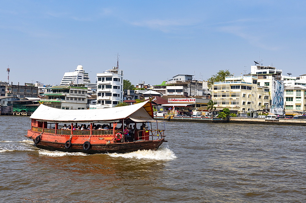 River ferry, Chao Phraya River, Bangkok, Thailand, Southeast Asia, Asia