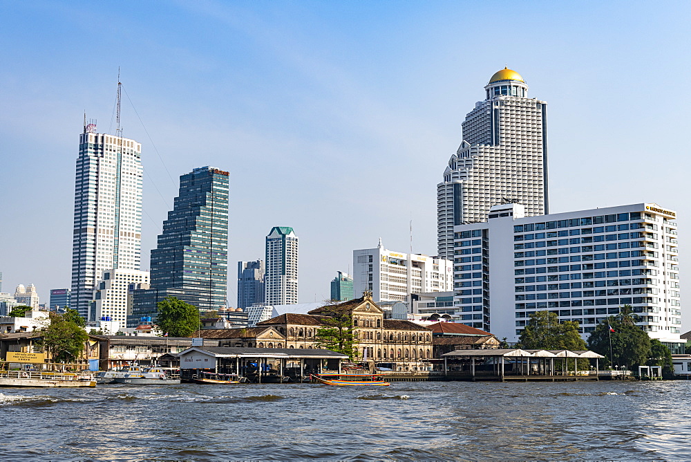 Skyline of Bangkok, Chao Phraya River, Bangkok, Thailand, Southeast Asia, Asia