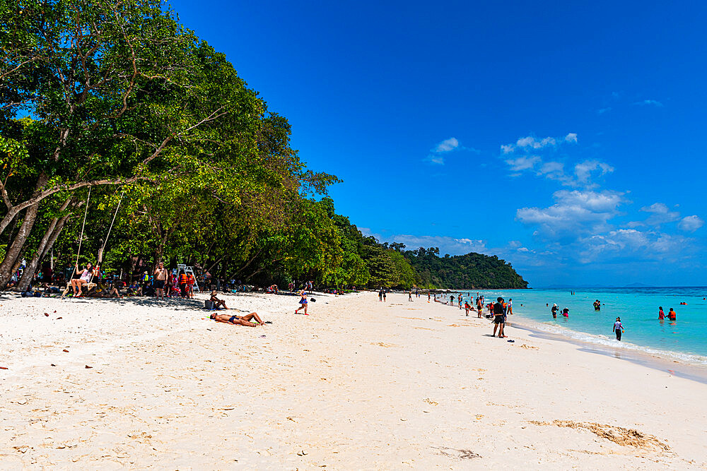 Tourists on a white sand beach and turquoise water, Koh Rok, Mu Ko Lanta National Park, Thailand, Southeast Asia, Asia