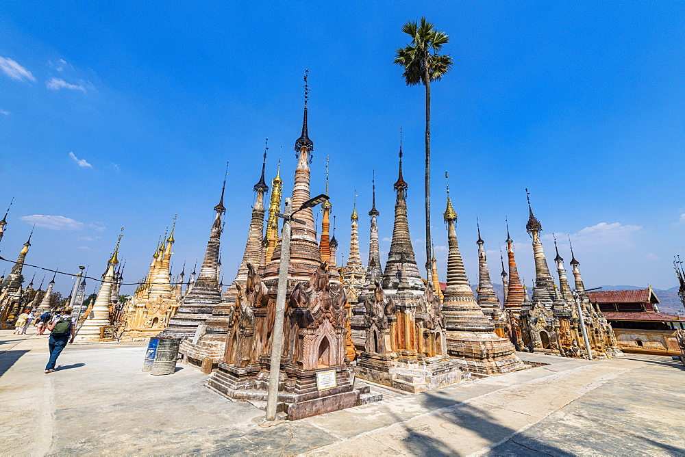 Many spikes like pagodas, Tharkong Pagoda, southern Inle Lake, Shan state, Myanmar (Burma), Asia