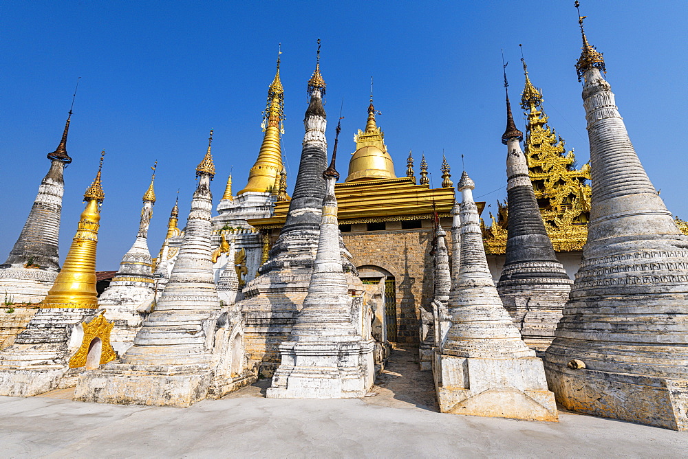 Spike pagodas at the Shwe Inn Dein pagoda, Inn Thein, Inle Lake, Shan state, Myanmar (Burma), Asia