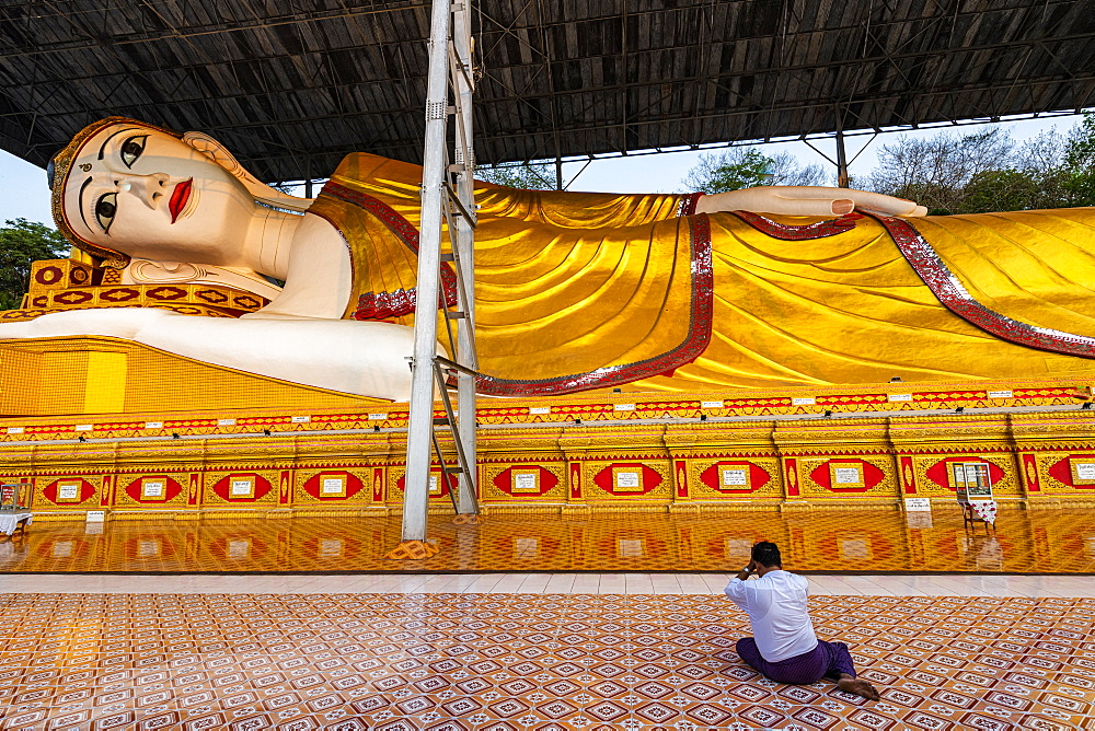 Reclining buddha Shwethalyaung Daw Mu, Dawei, Mon state, Myanmar