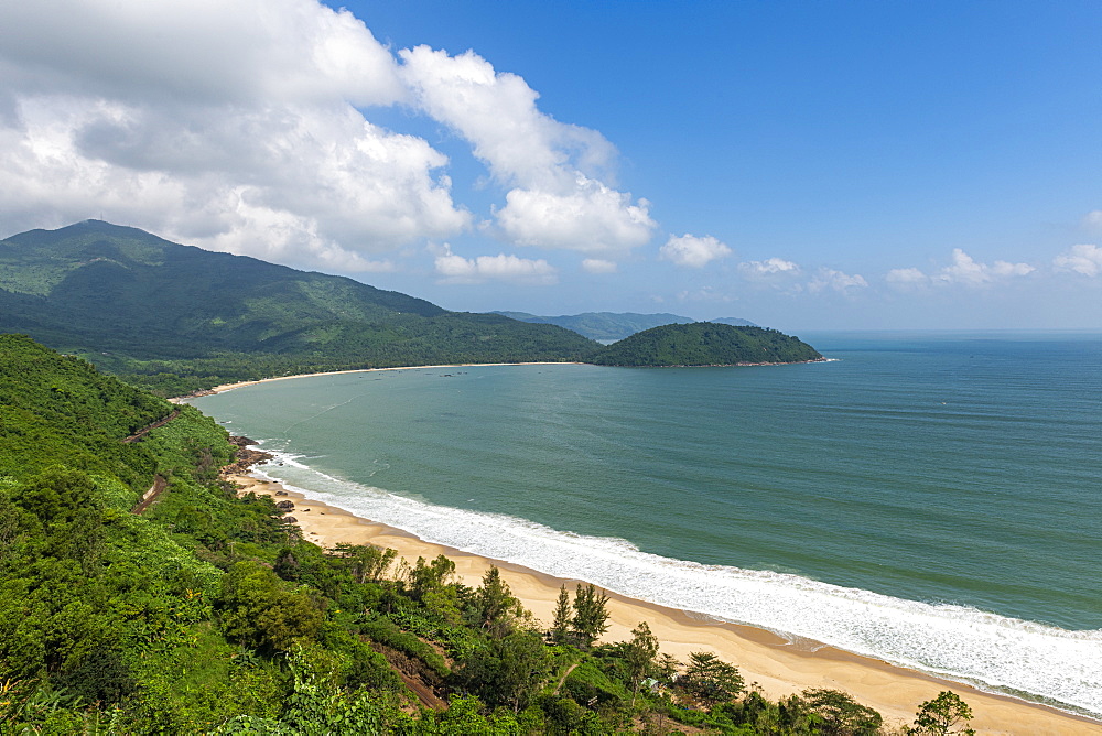 Long sandy beach, Hai Van Quan pass, Danang, Vietnam, Indochina, Southeast Asia, Asia